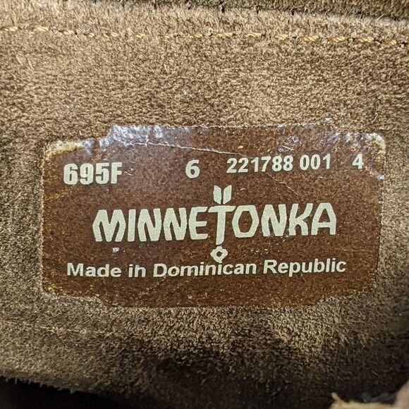 Minnetonka Double Fringe Side Zip Moccasin Boot - Picture 9 of 10